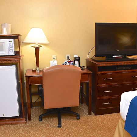 Holiday Inn Express Hotel & Suites Fenton/I-44 By Ihg Zewnętrze zdjęcie