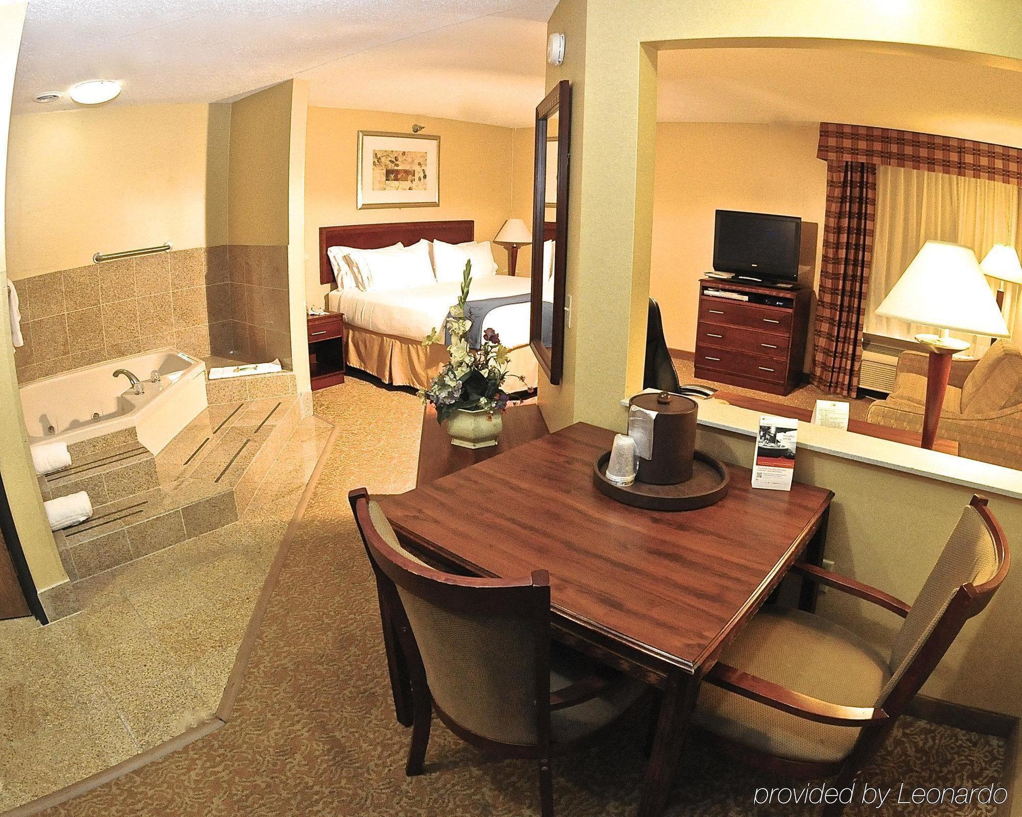 Holiday Inn Express Hotel & Suites Fenton/I-44 By Ihg Zewnętrze zdjęcie
